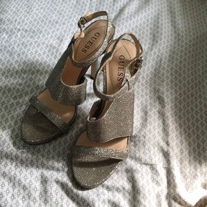 Guess metallic silver/gold 7.5 heels